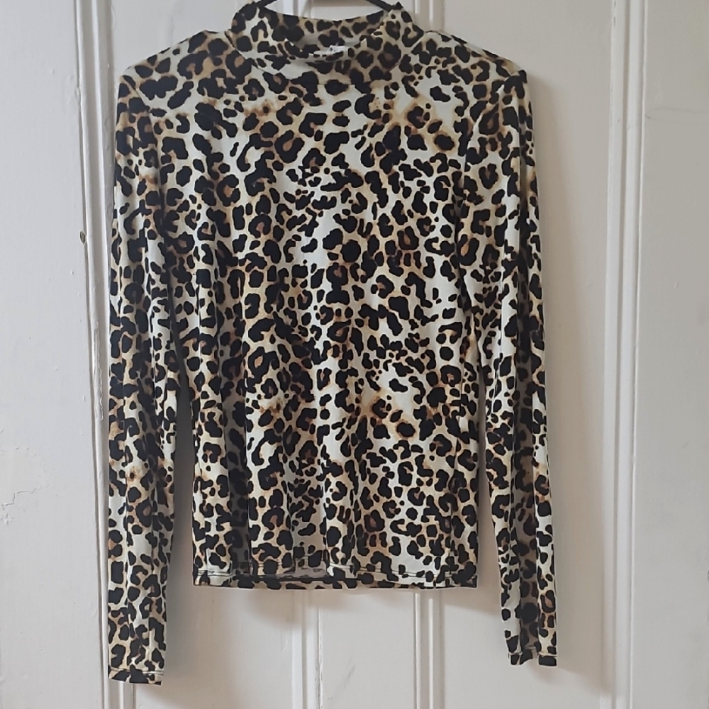 Leopard Print Long Sleeve Mock Turtleneck
